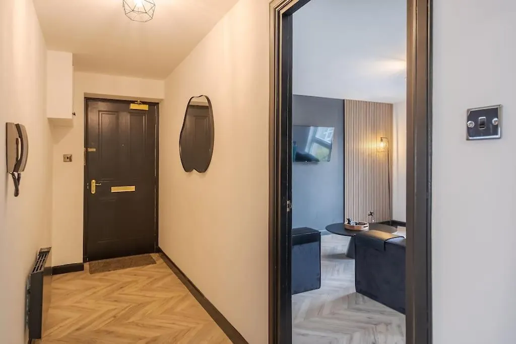 City Centre With Private Parking Aberdeen