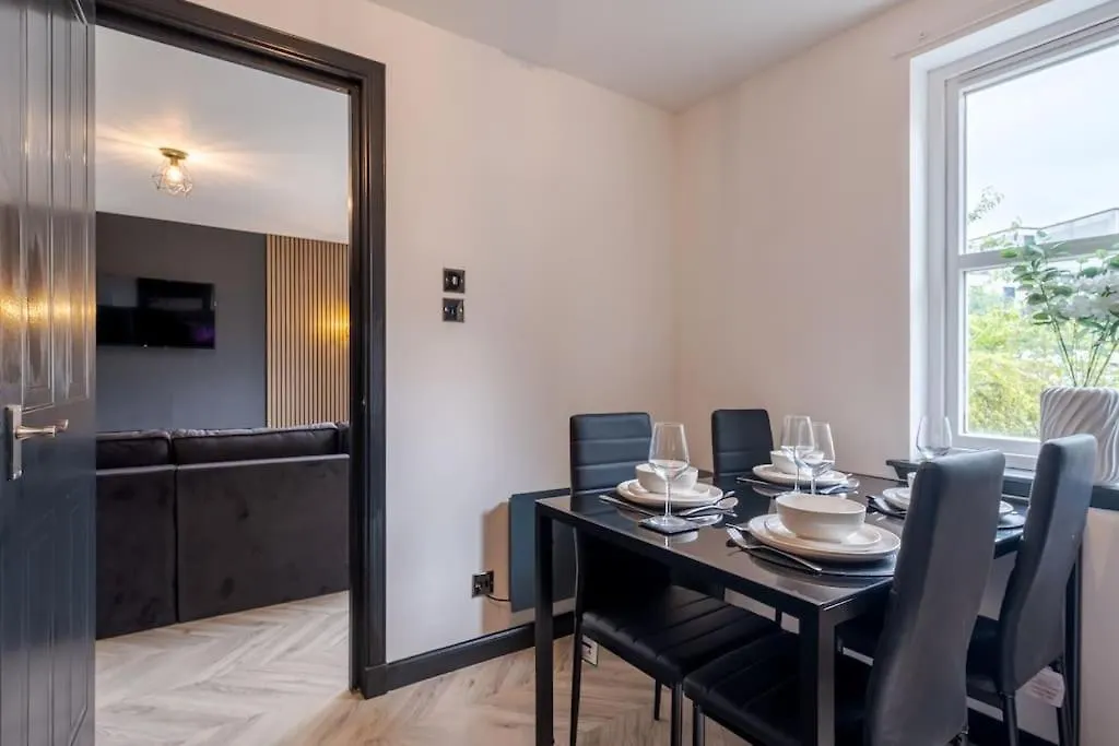 Apartamento City Centre With Private Parking Aberdeen