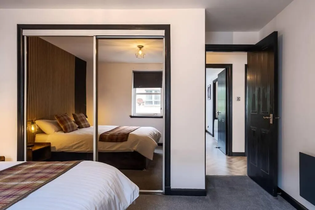City Centre With Private Parking Aberdeen Apartamento