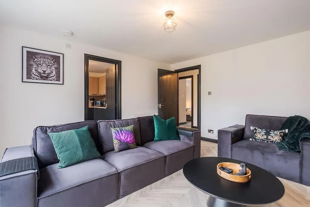 City Centre With Private Parking Aberdeen
